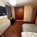 Best Place Single Bedroom Close To Uni And Shopping Center & Free Parking